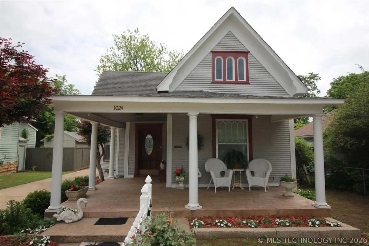 1024 E Lee Avenue, Sapulpa, OK 74066 - #1