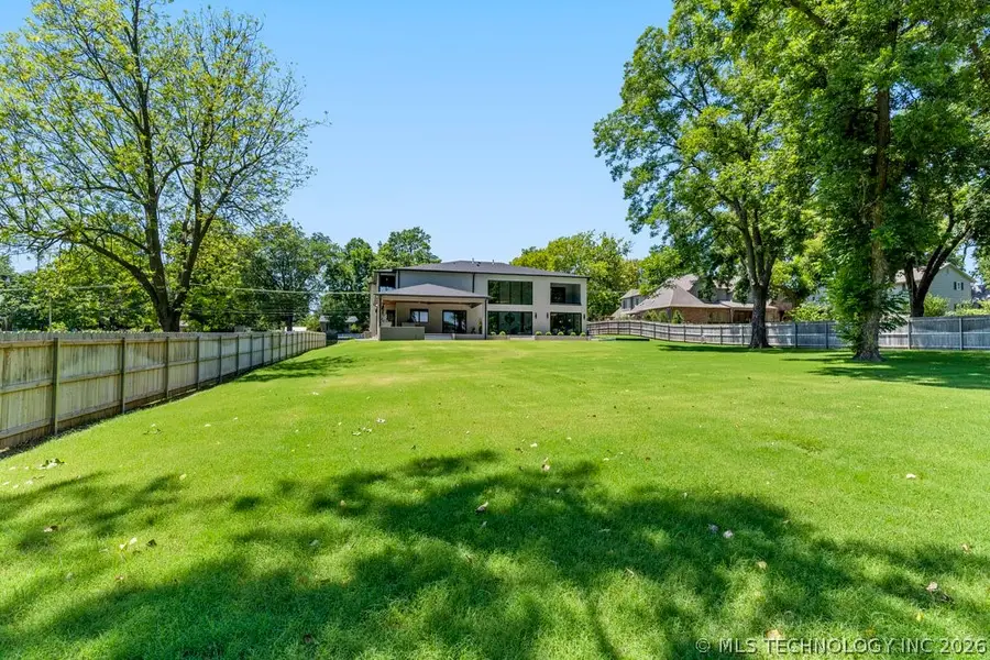 4621 S Columbia Place, Tulsa, OK 74105 - #3