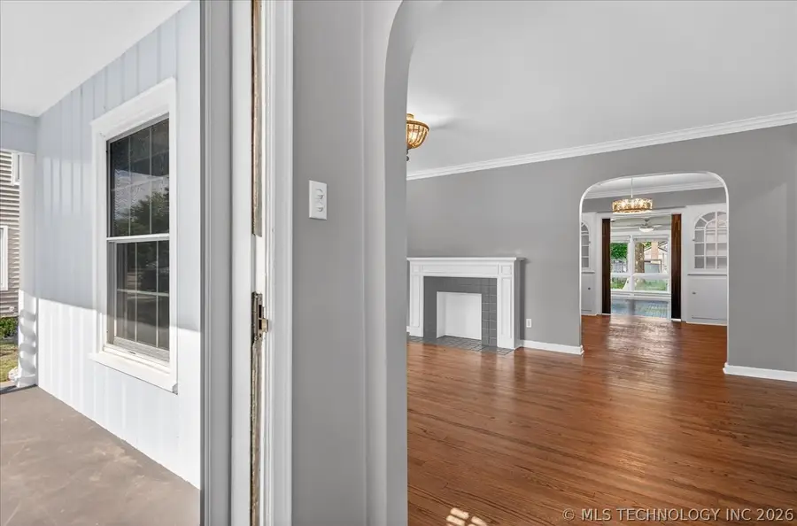2054 SE Dewey Avenue, Bartlesville, OK 74003 - #3
