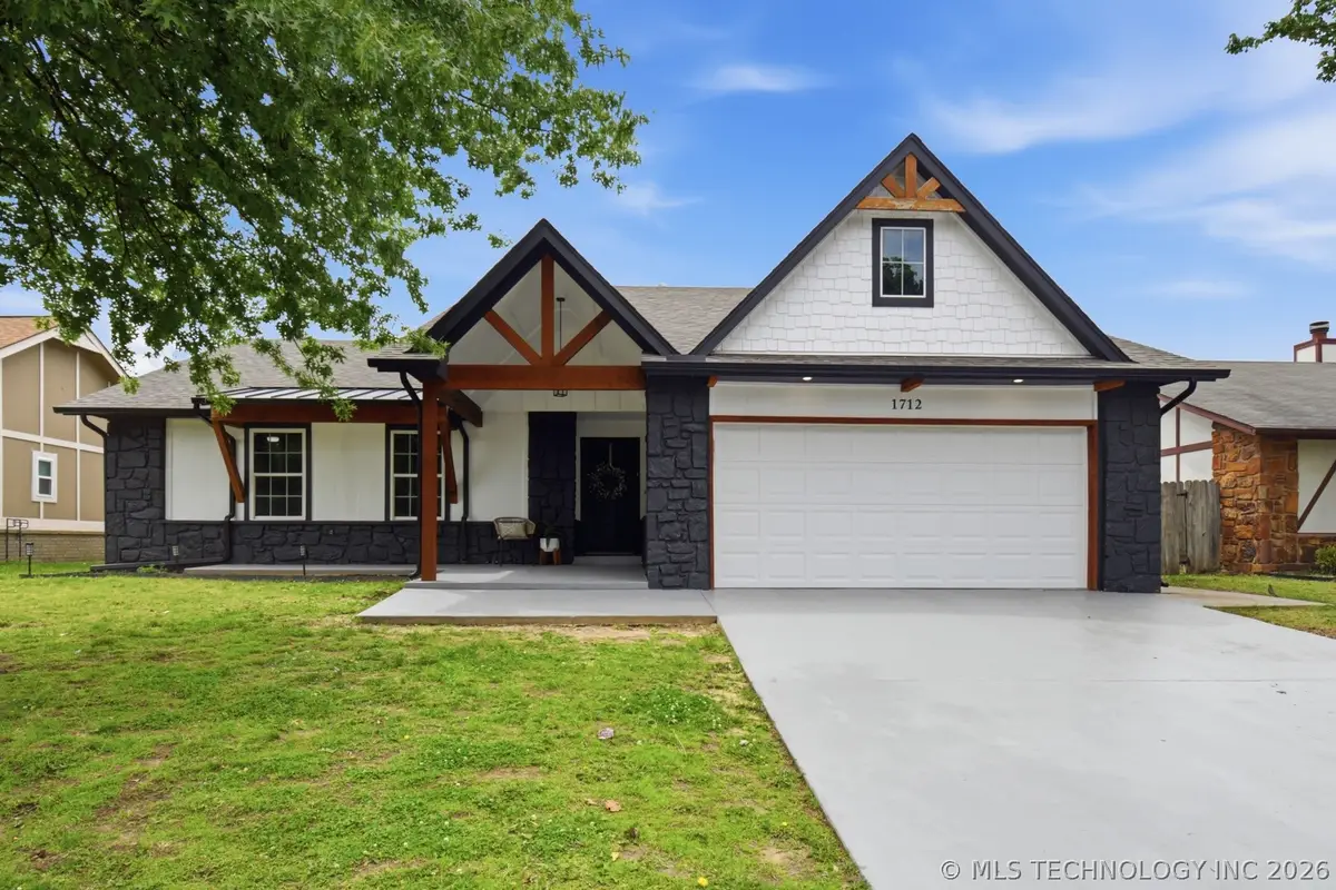 1712 N Firewood Avenue, Broken Arrow, OK 74012 - #1