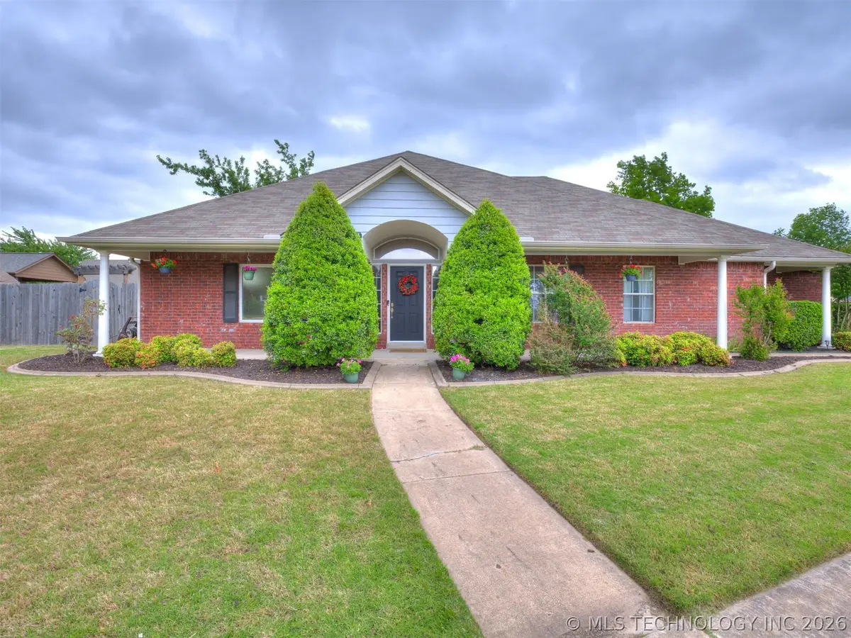 7801 N 127th East Avenue, Owasso, OK 74055 - #1