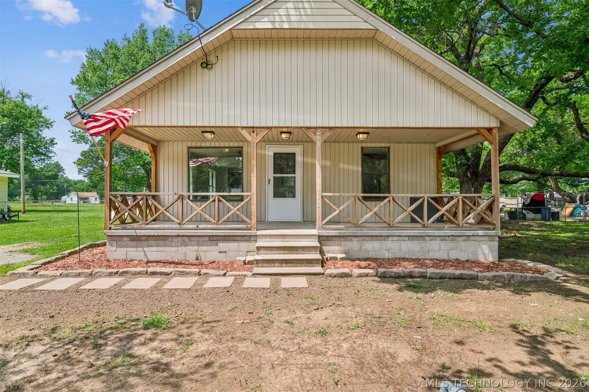 218 S Whitaker Street, Pryor, OK 74361 - #1