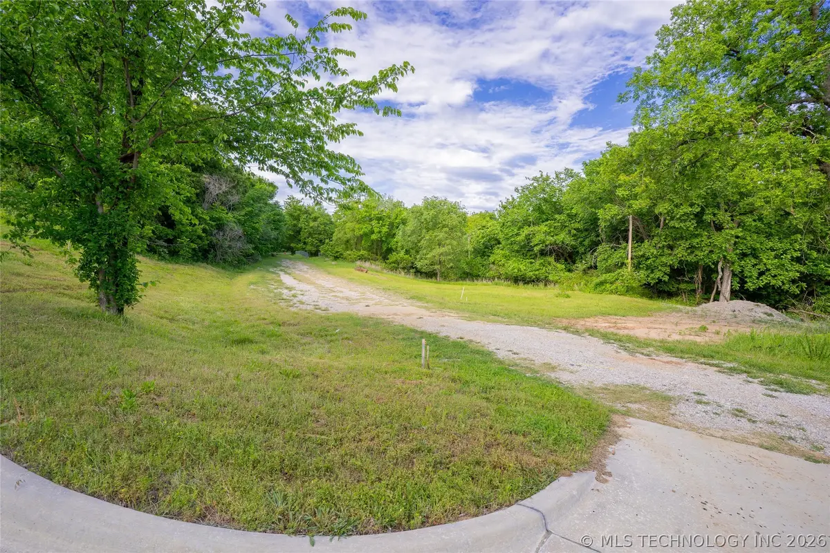521 N Hickory Street, Sapulpa, OK 74066 - #1