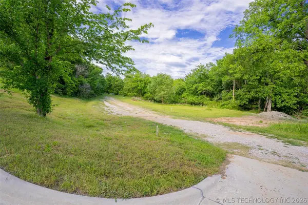 521 N Hickory Street, Sapulpa, OK 74066