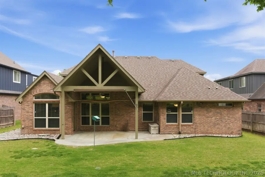 11008 S Sycamore Street, Jenks, OK 74037 - #2
