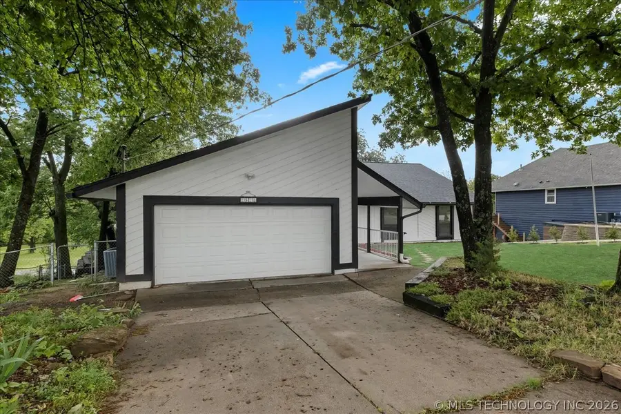 9435 S 33rd West Avenue, Tulsa, OK 74132 - #2