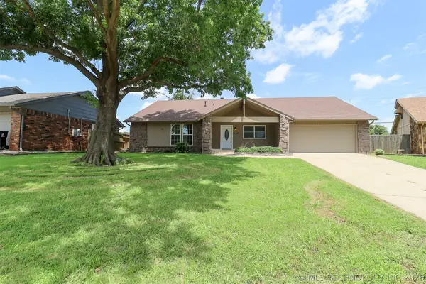 1404 W Indianola Street, Broken Arrow, OK 74012