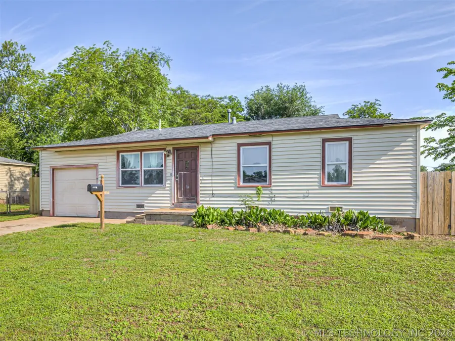 403 W 45th Street, Sand Springs, OK 74063 - #2