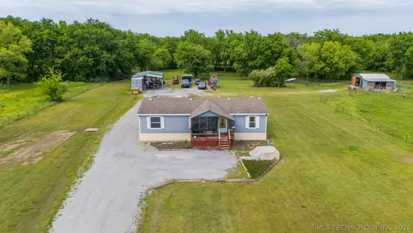 5860 W 573 Road, Chouteau, OK 74337