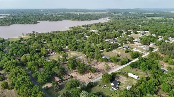 5 Siers Road, Eufaula, OK 74432