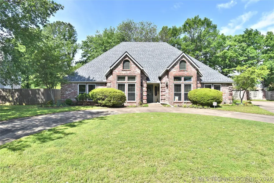 8704 S Delaware Place, Tulsa, OK 74137 - #2