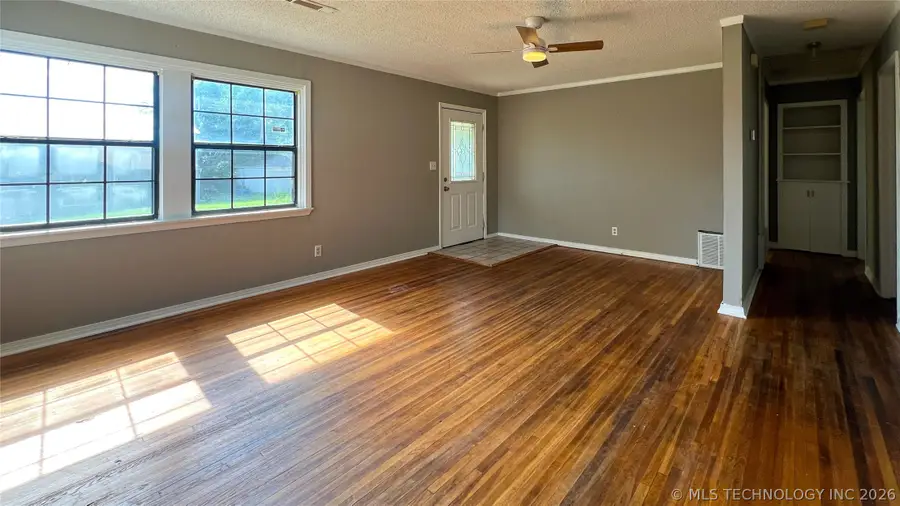 1230 N Olympia Avenue, Tulsa, OK 74127 - #2
