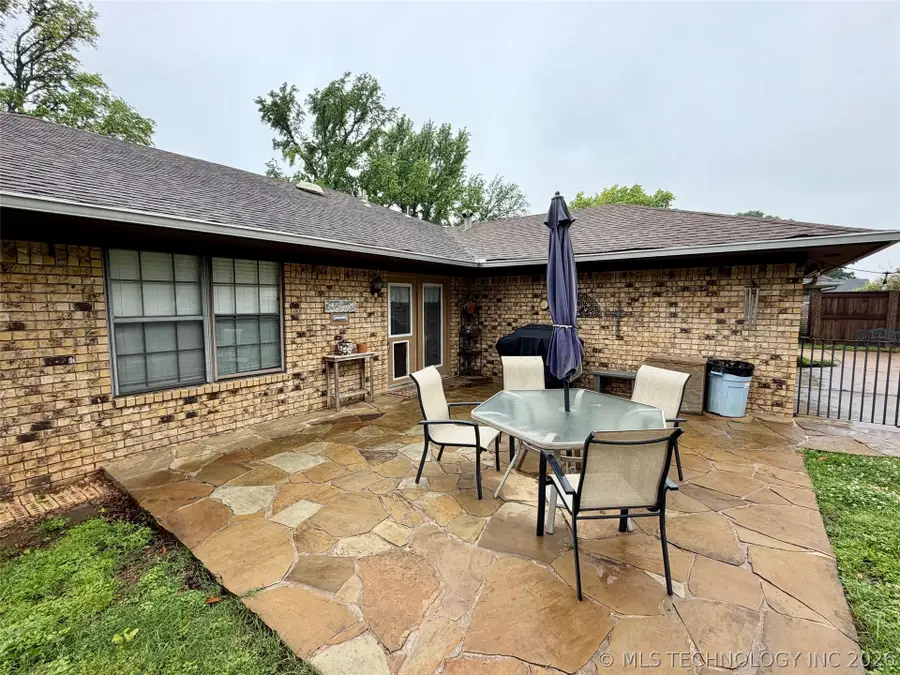 1108 Gail Farrell Drive, Durant, OK 74701 - #2