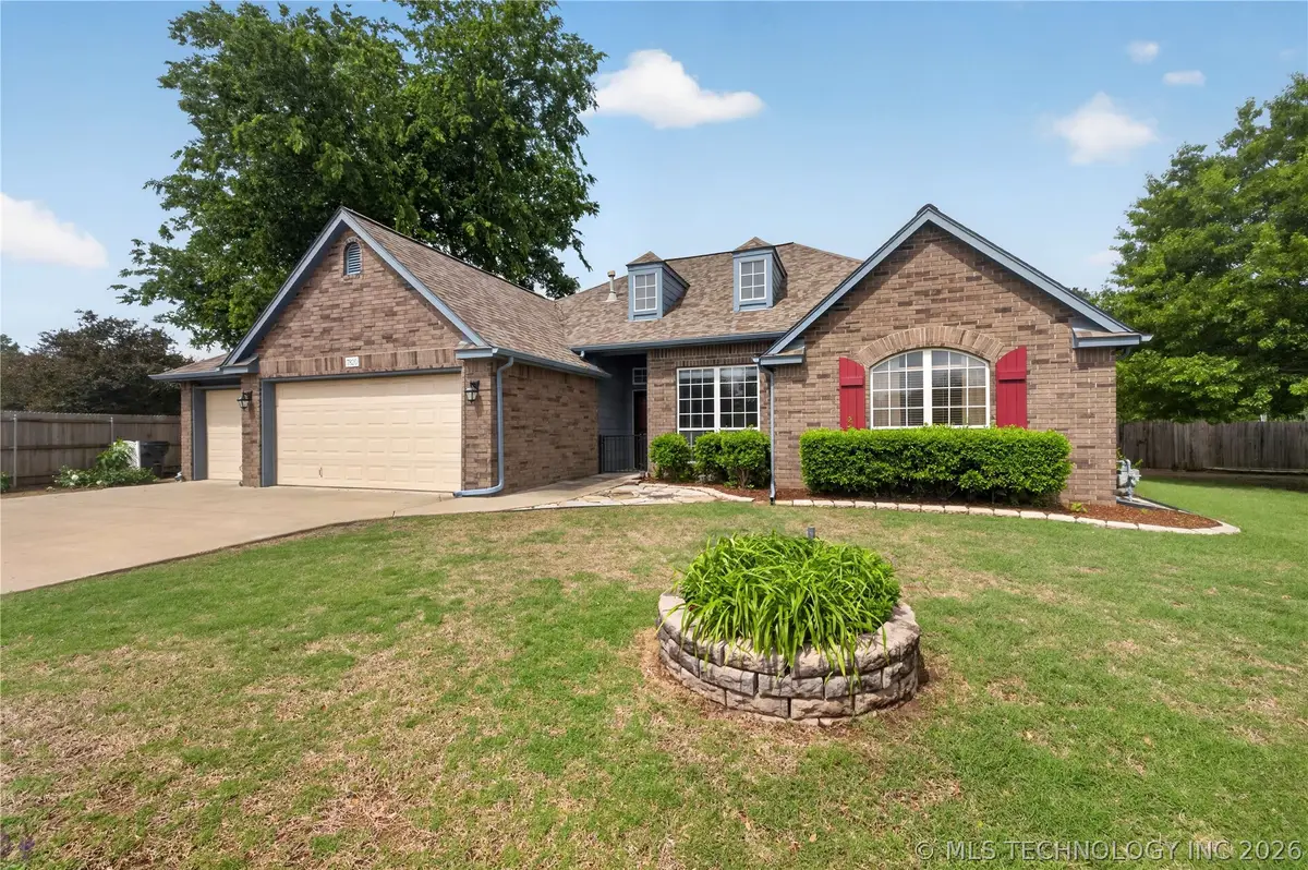 7820 N 161st East Court, Owasso, OK 74055 - #1