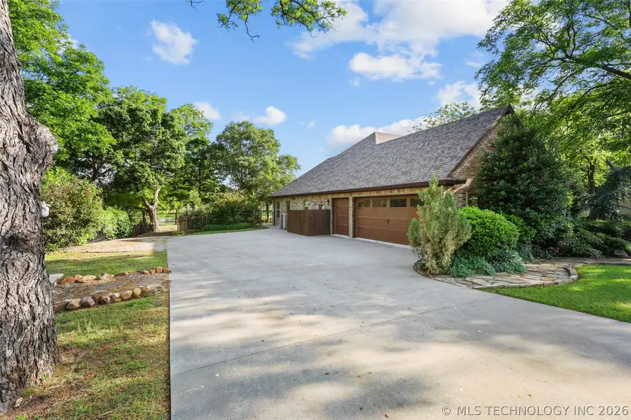 32 Wilderness S, Calera, OK 74730 - #3