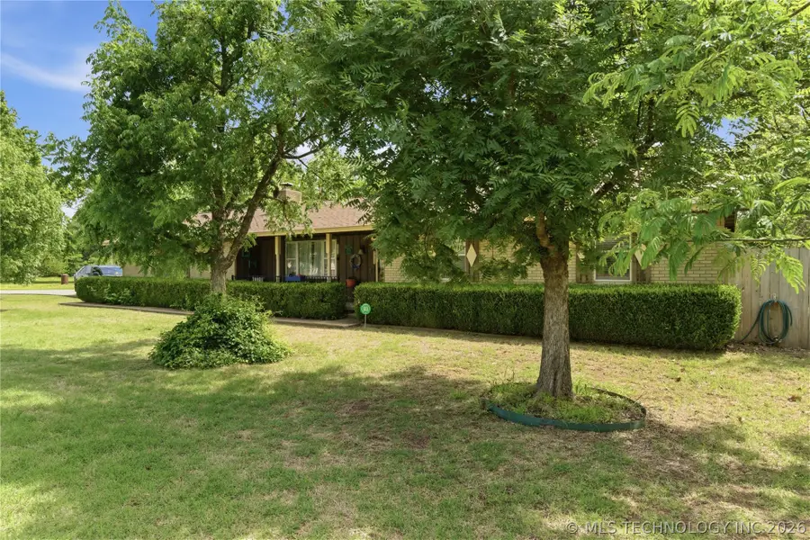 411 N Forest Street, Jenks, OK 74037 - #2