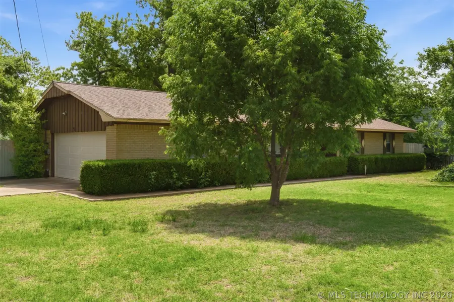 411 N Forest Street, Jenks, OK 74037 - #3