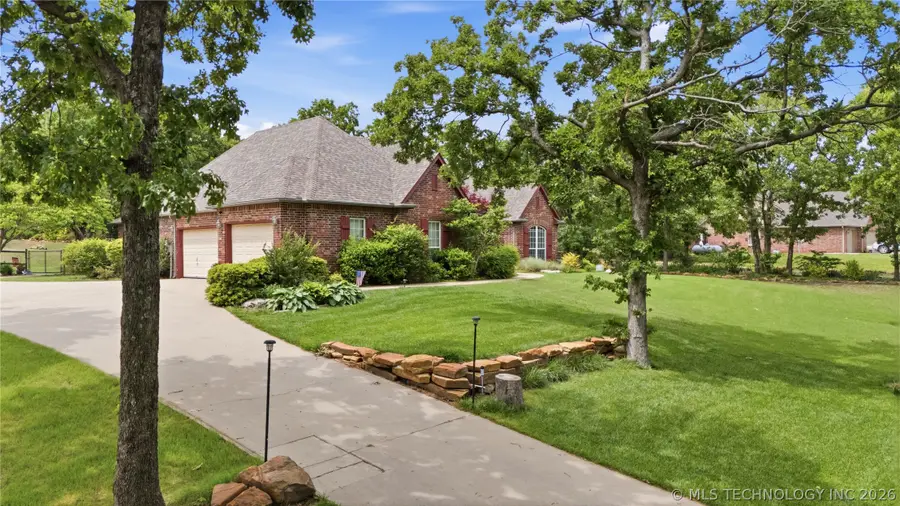 15954 Cherokee Boulevard, Skiatook, OK 74070 - #2