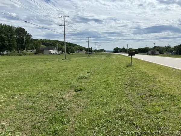 S Hwy 82, Salina, OK 74365