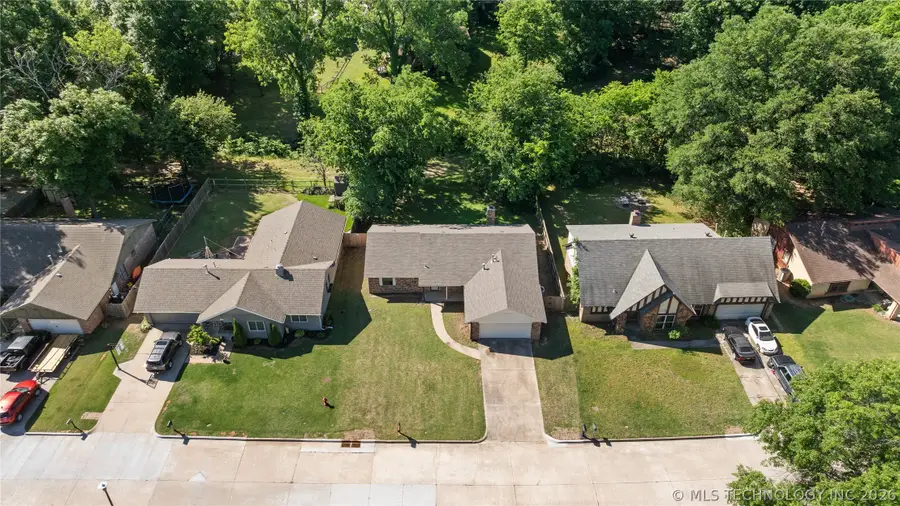 1929 W Oakridge Street, Broken Arrow, OK 74012 - #2