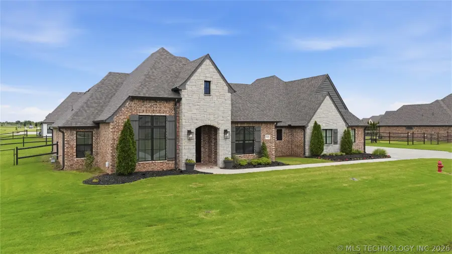 9439 N 62nd East Avenue, Sperry, OK 74073 - #3