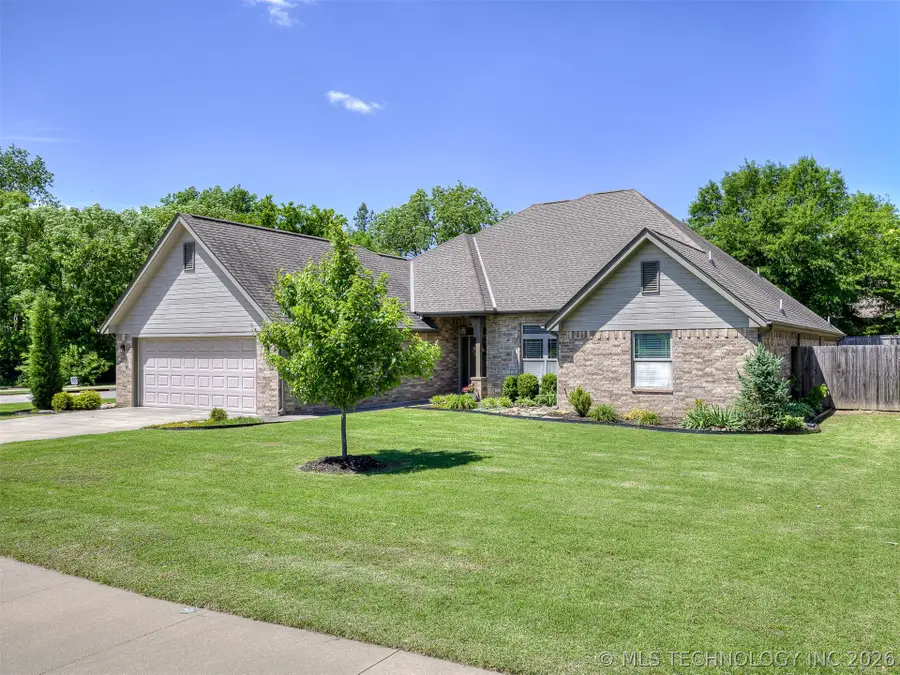 2125 Turtle Creek Street, Bartlesville, OK 74006 - #2