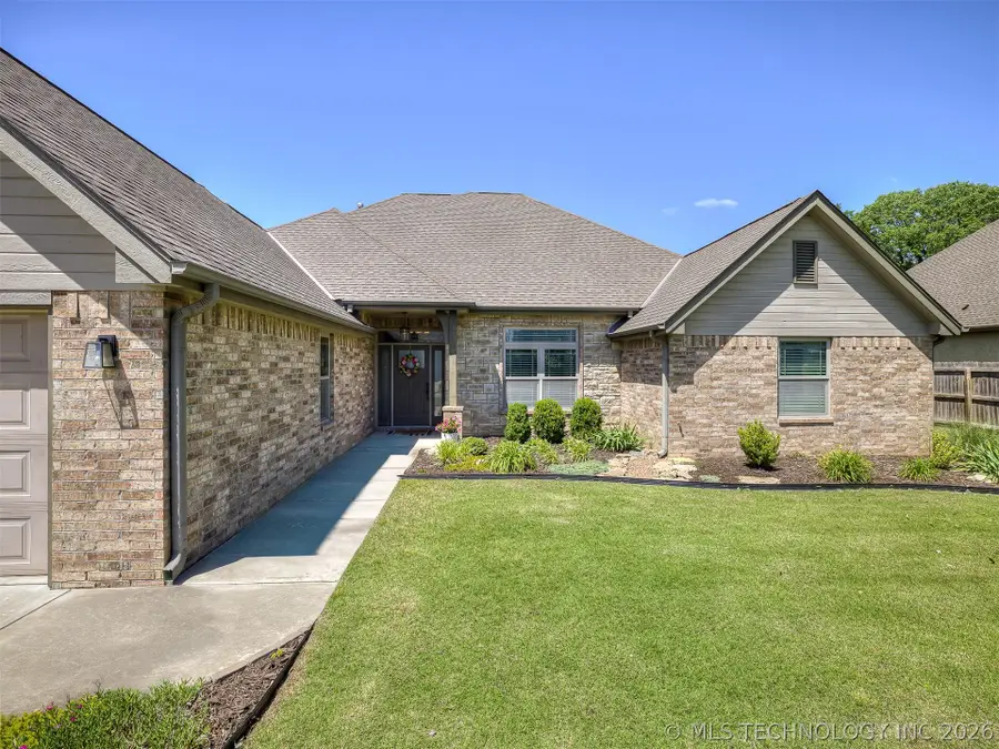2125 Turtle Creek Street, Bartlesville, OK 74006 - #3