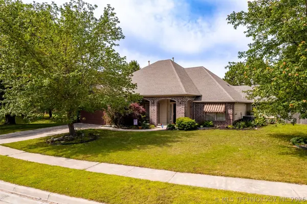 6304 E Galveston Street, Broken Arrow, OK 74014