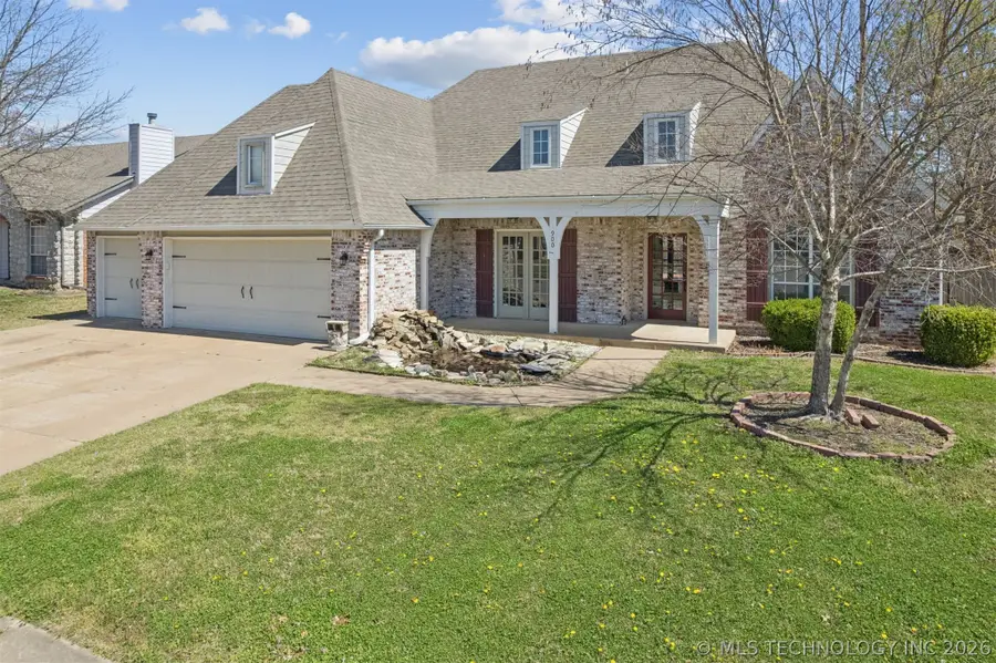 9001 N 137th Street, Owasso, OK 74055 - #3