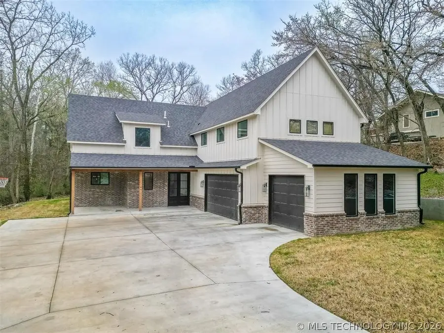 1000 S Moccasin Place, Sapulpa, OK 74066 - #2