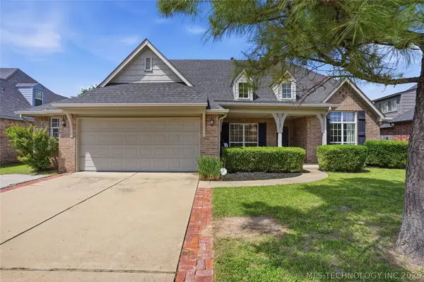 11720 S Vine Street, Jenks, OK 74037