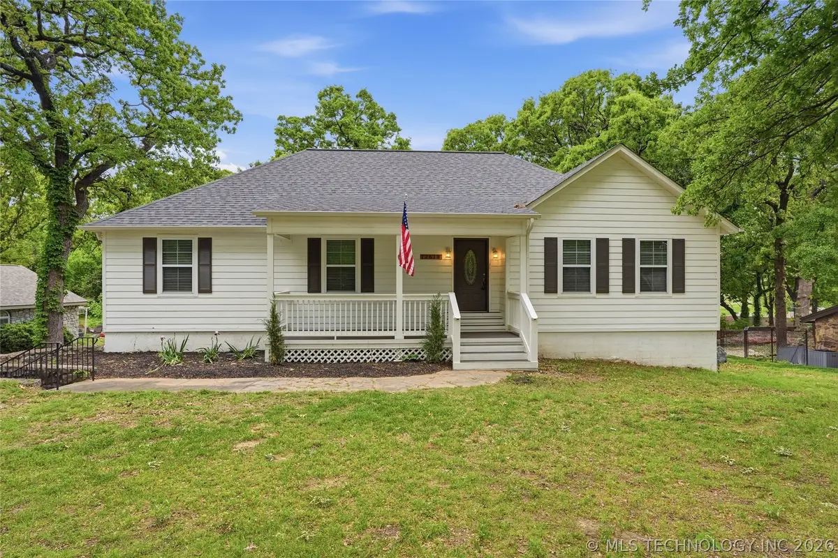 12618 E 136th Street S, Broken Arrow, OK 74011 - #1