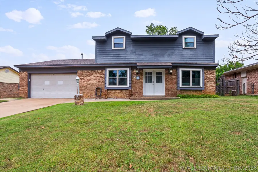 6525 E 56th Place, Tulsa, OK 74145 - #2