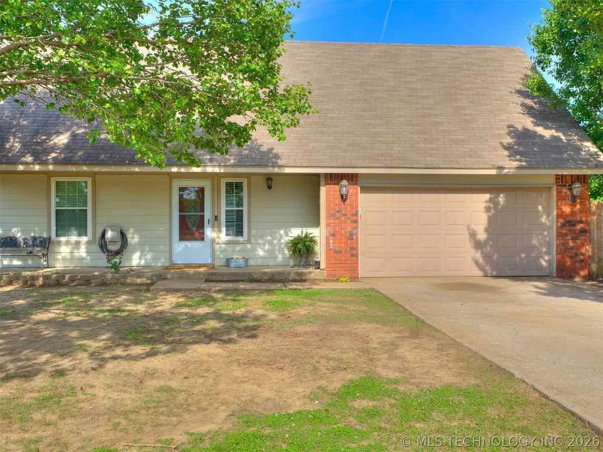 9802 N 44th East Avenue, Sperry, OK 74073 - #1