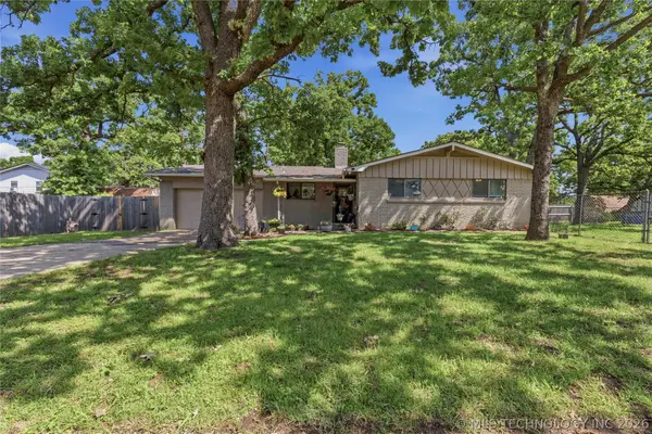 3007 W 55th Street, Tulsa, OK 74107