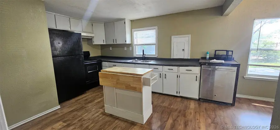 504 S Walnut Street, Sallisaw, OK 74955 - #2