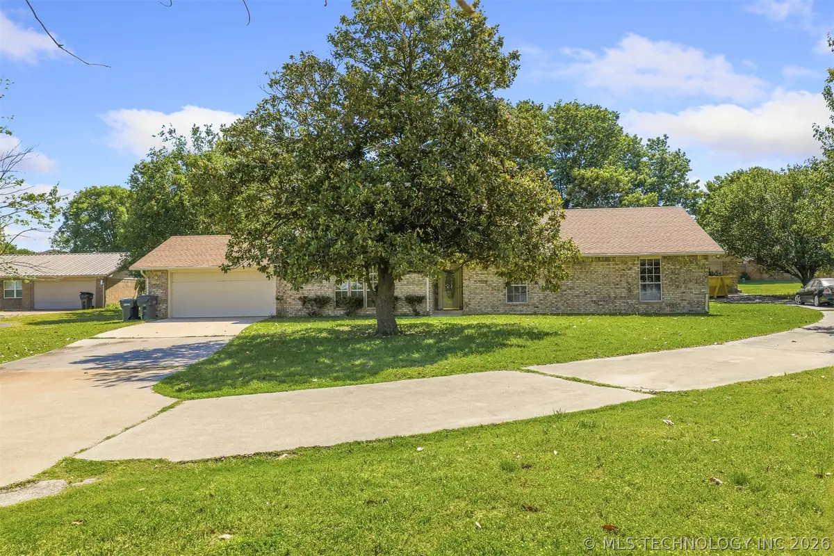 1922 S Plainview, Ardmore, OK 73401 - #1