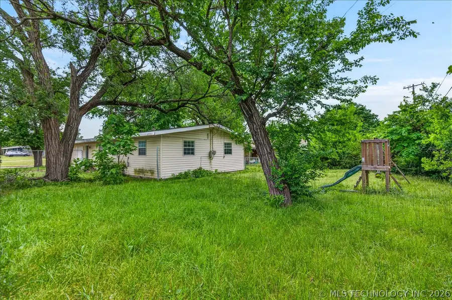 221 Spring Road, Bartlesville, OK 74003 - #3