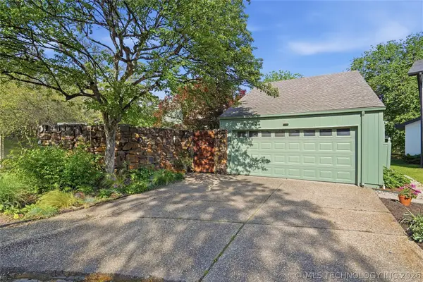3733 E 64th Place, Tulsa, OK 74136