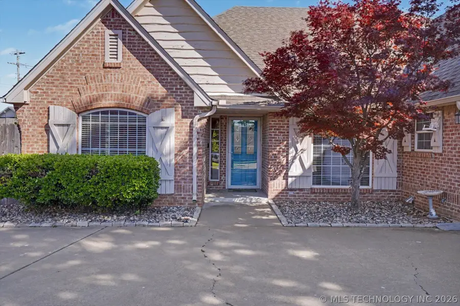 9216 N 130th East Court, Owasso, OK 74055 - #2
