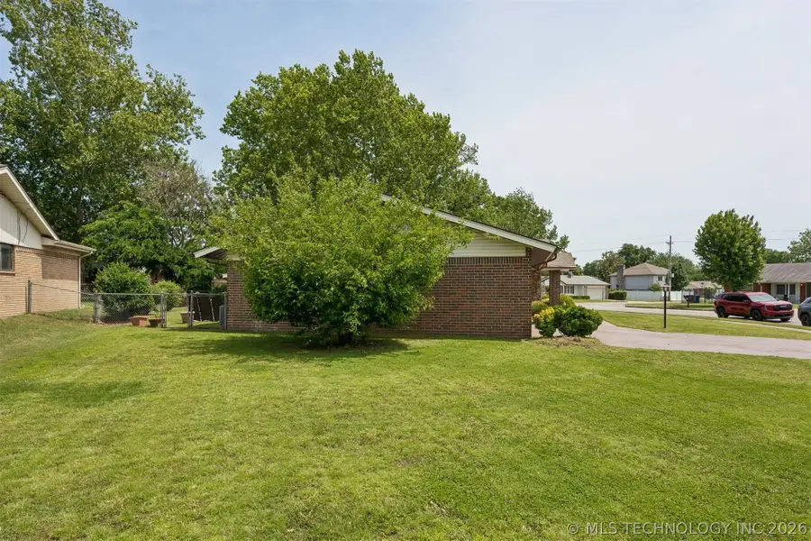 2469 S 107th Avenue, Tulsa, OK 74129 - #3