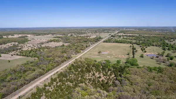 5 E 1180 Road, Okemah, OK 74859