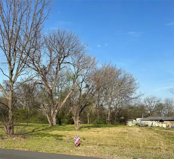 Cedar, Sallisaw, OK 74955