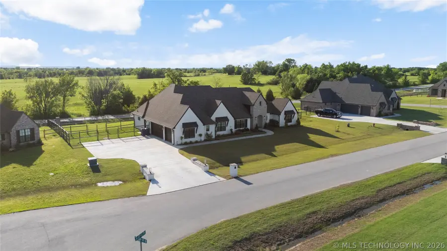 10616 N 81st East Place, Owasso, OK 74055 - #2