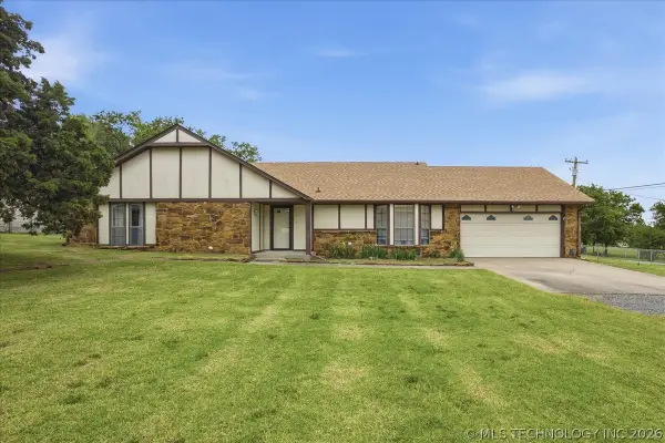 17317 E 109th Street, Owasso, OK 74055