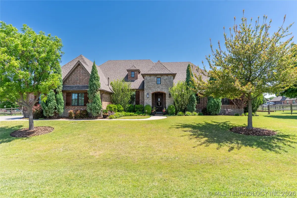 6957 N 195th East Avenue, Owasso, OK 74055 - #1