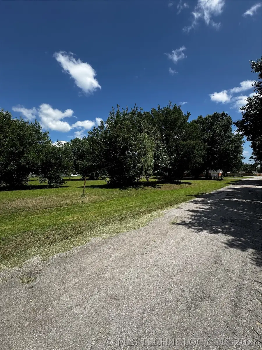 205 S E, Davis, OK 73030 - #3