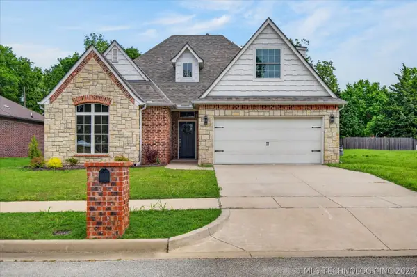 3224 Boardwalk Court, Bartlesville, OK 74006