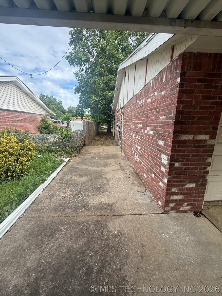 251 E 137th Street, Glenpool, OK 74033 - #3