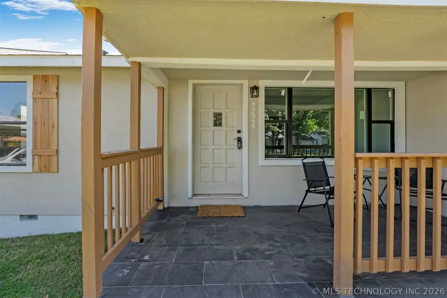 252 E 45th Place, Tulsa, OK 74105 - #3